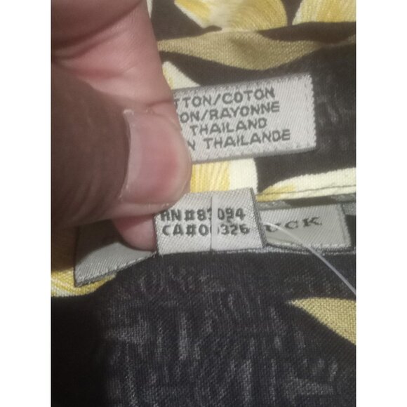 New Cutter Buck Shirt Mens Large L Short Sleeve Button Front Floral Multicolor - Picture 10 of 15